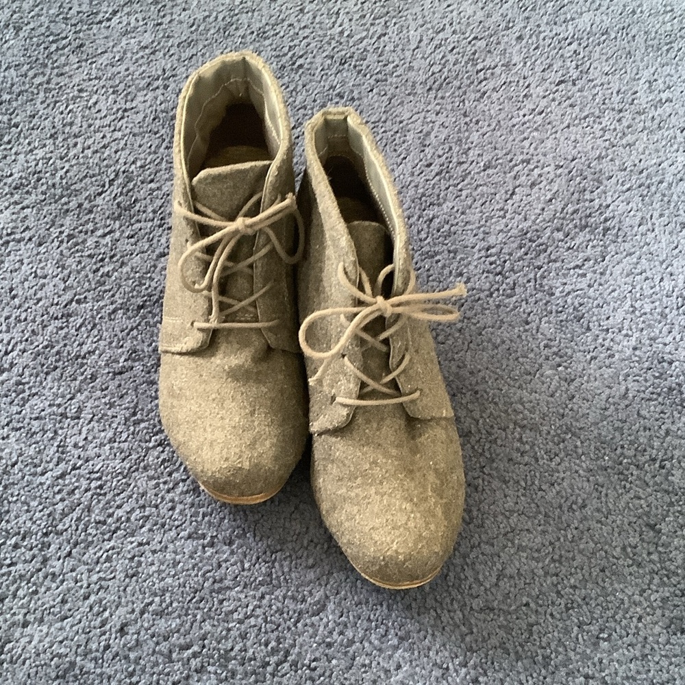 Dr. Scholl's Gray Ankle Boots